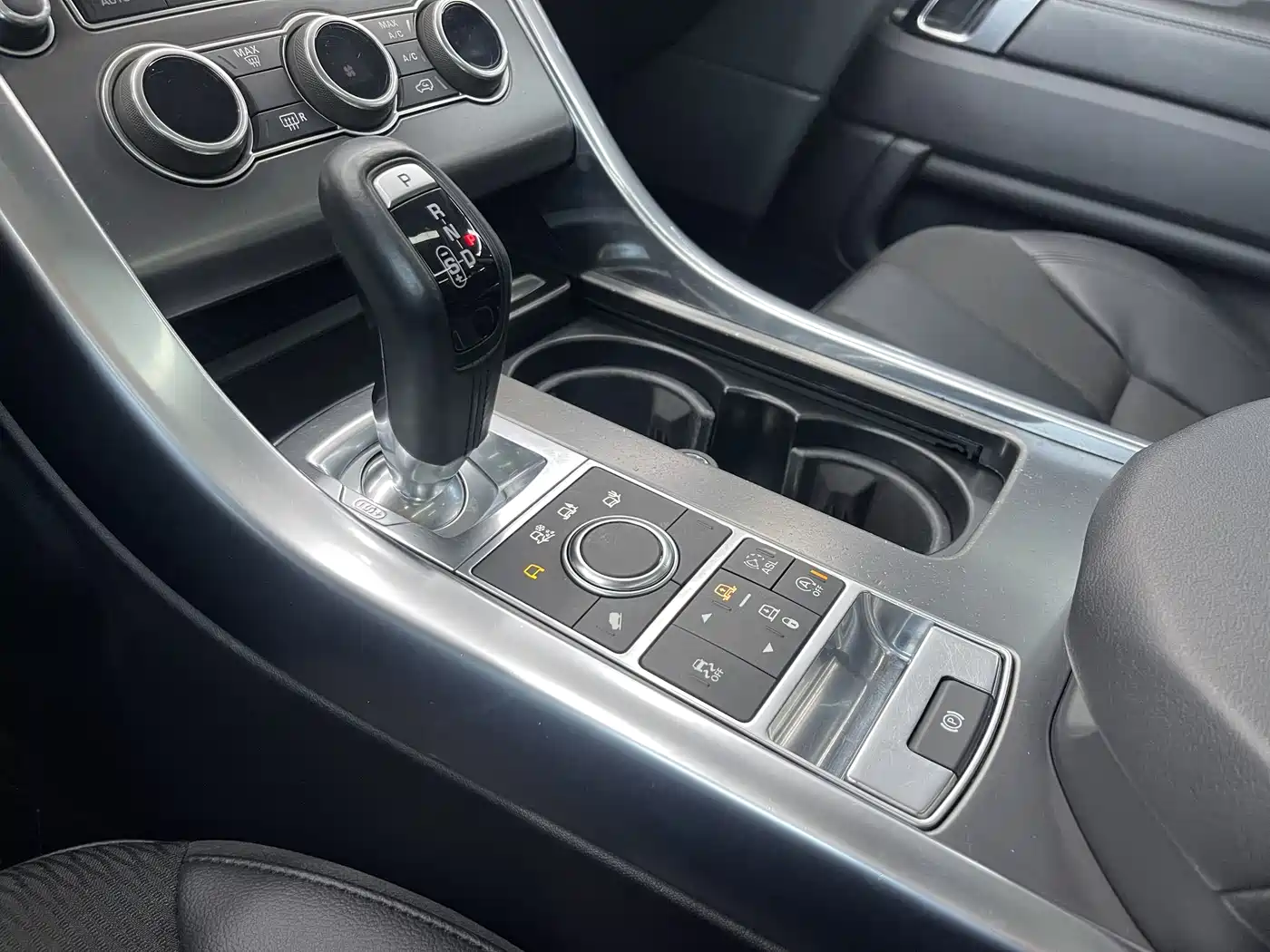 Land Rover Range Rover Sport 2017 3.0 SC V6 HSE фото 14
