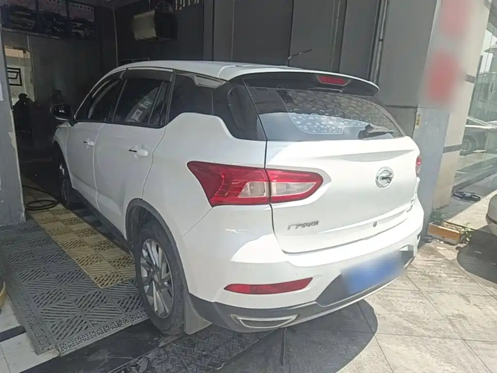 GAC Trumpchi GS4 2015 2015 200T G-DCT Comfort Edition