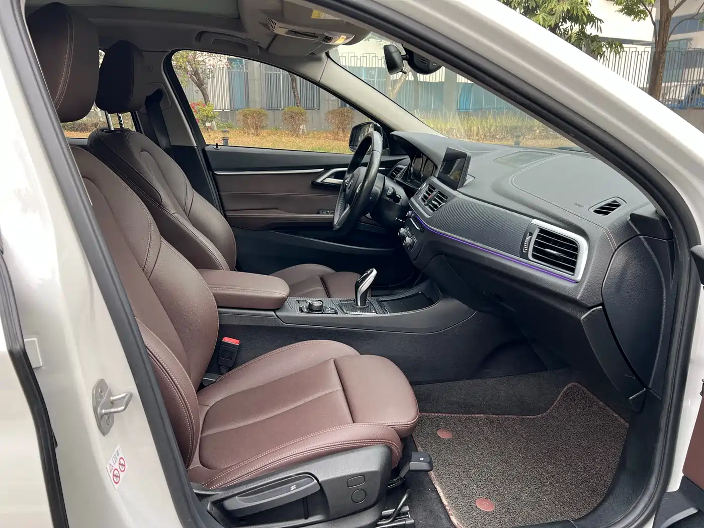 BMW 1 Series 2020 Model 120i M Sport Package фото 12