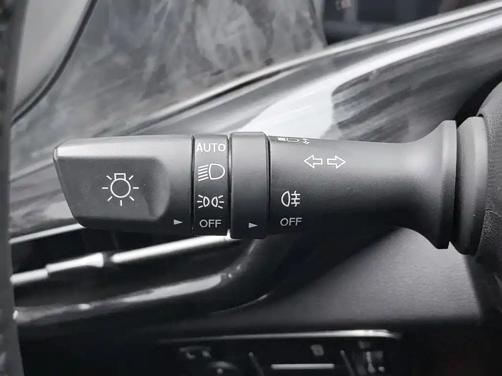 Фото 21 - Changan Eado