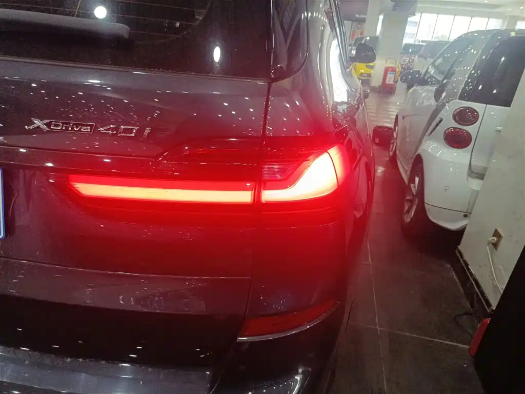 BMW X7 2022 xDrive40i Exclusive M Sport Package фото 8