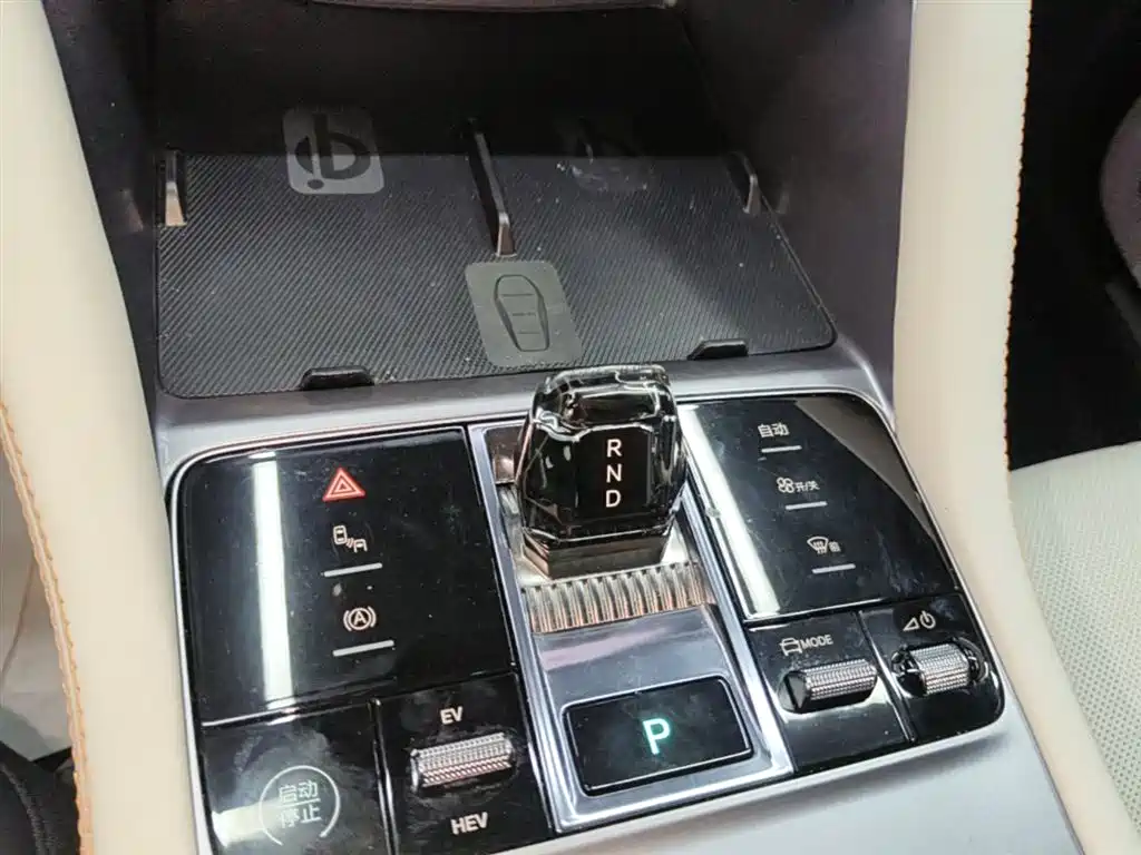 BYD Song PLUS PHEV 2023 Champion Edition DM-i 150KM Flagship PLUS фото 14