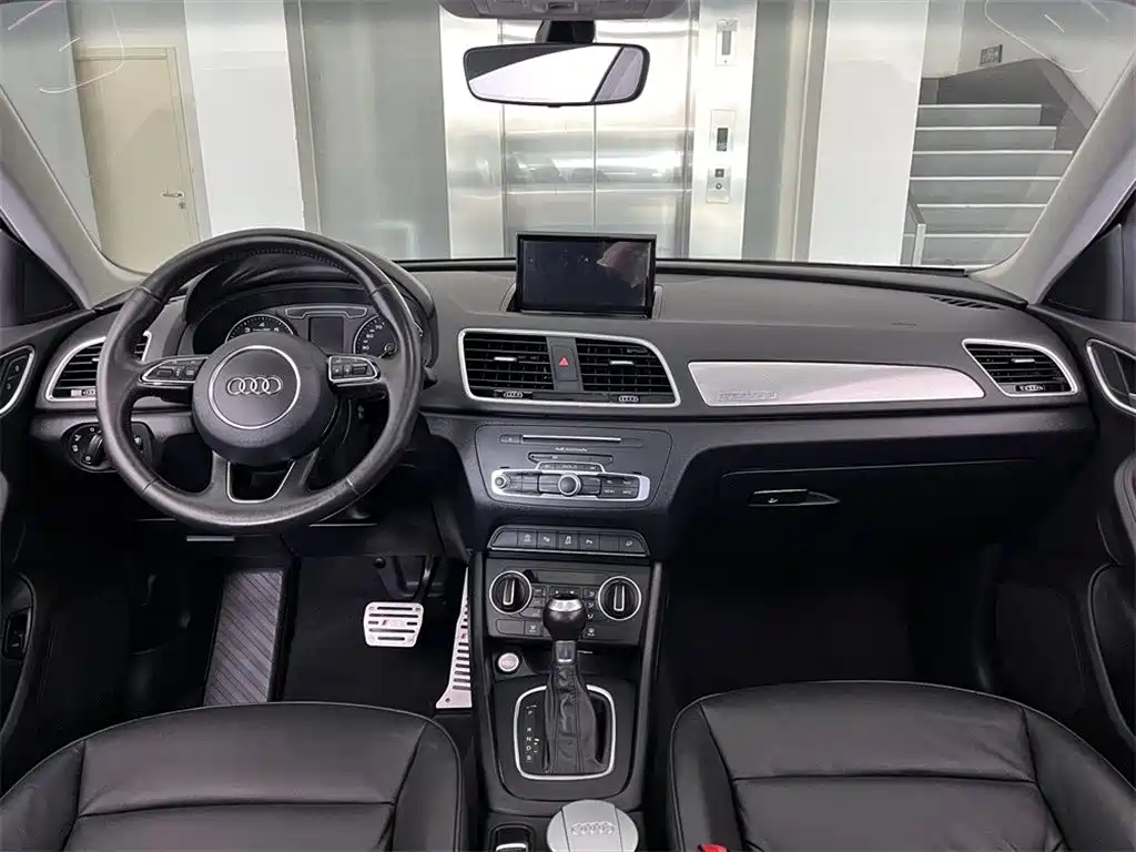 Audi Q3 2017 35 TFSI quattro AWD Style фото 6