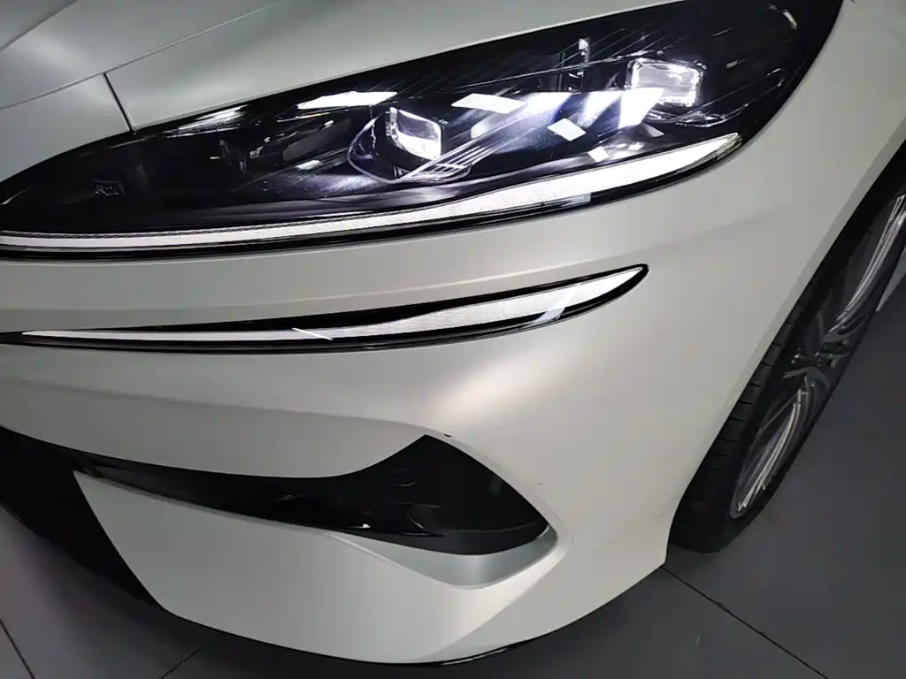 Denza Z9 2025 2024 Model 1100km AWD Ultra Edition