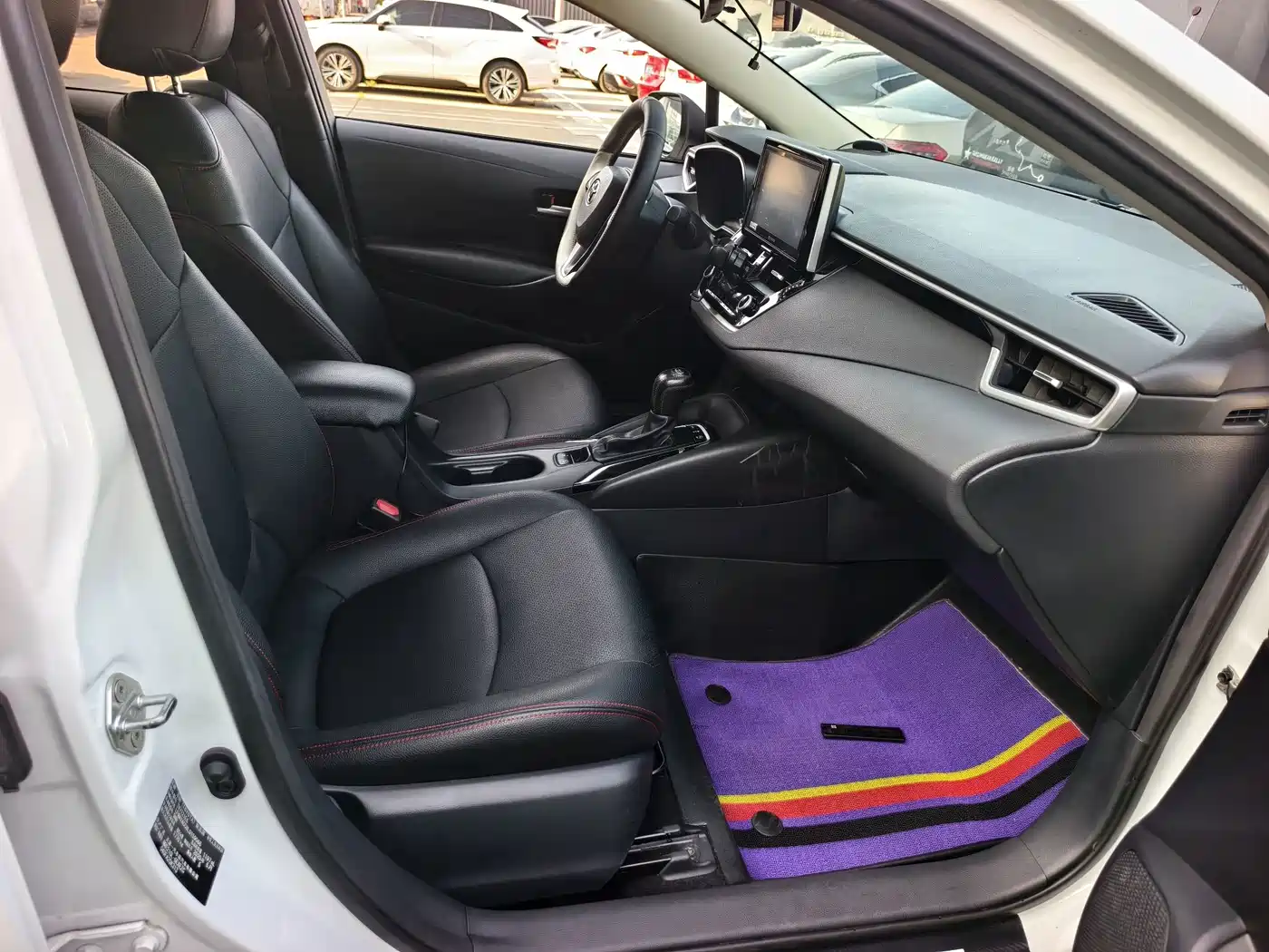 Фото 5 - Toyota Corolla