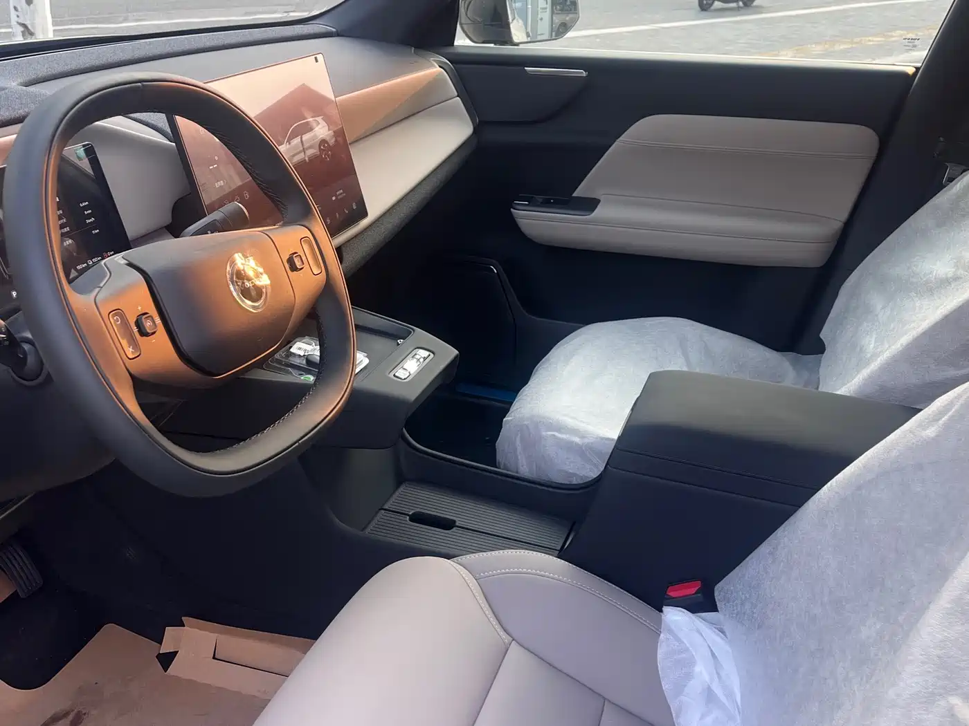 2026 Volvo XC70 Plug-in Hybrid