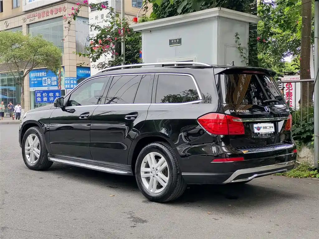 Mercedes-Benz GL-Class 2014 GL 350 CDI 4MATIC фото 4