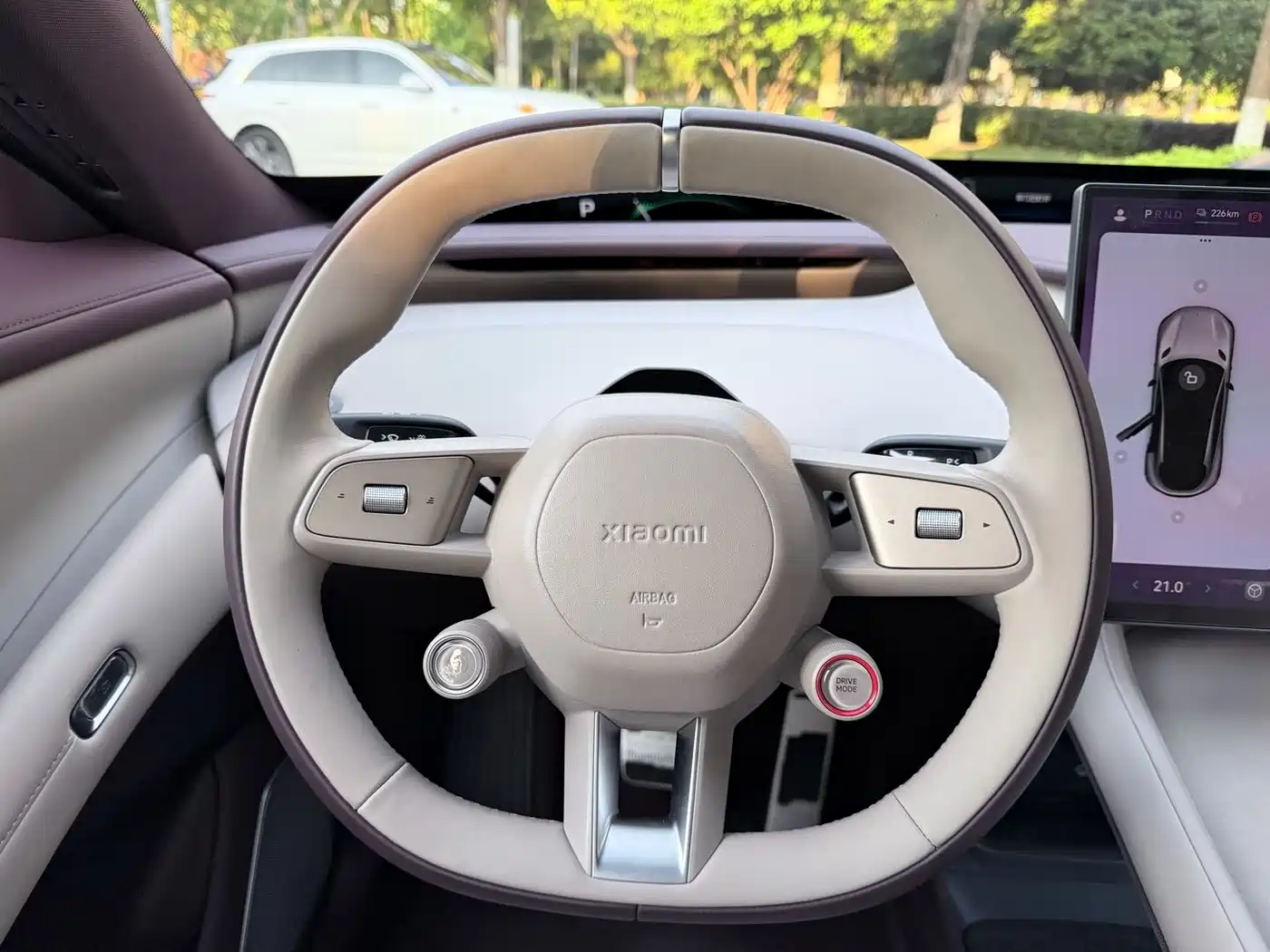 Xiaomi Auto Xiaomi YU7 2025 Extended Range RWD Edition фото 9