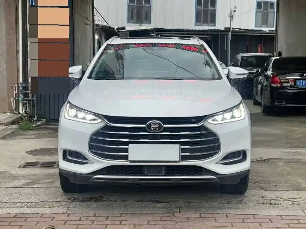BYD Tang 2018 2018 2.0T Automatic Smart Connection Honor Edition 7-Seater China V