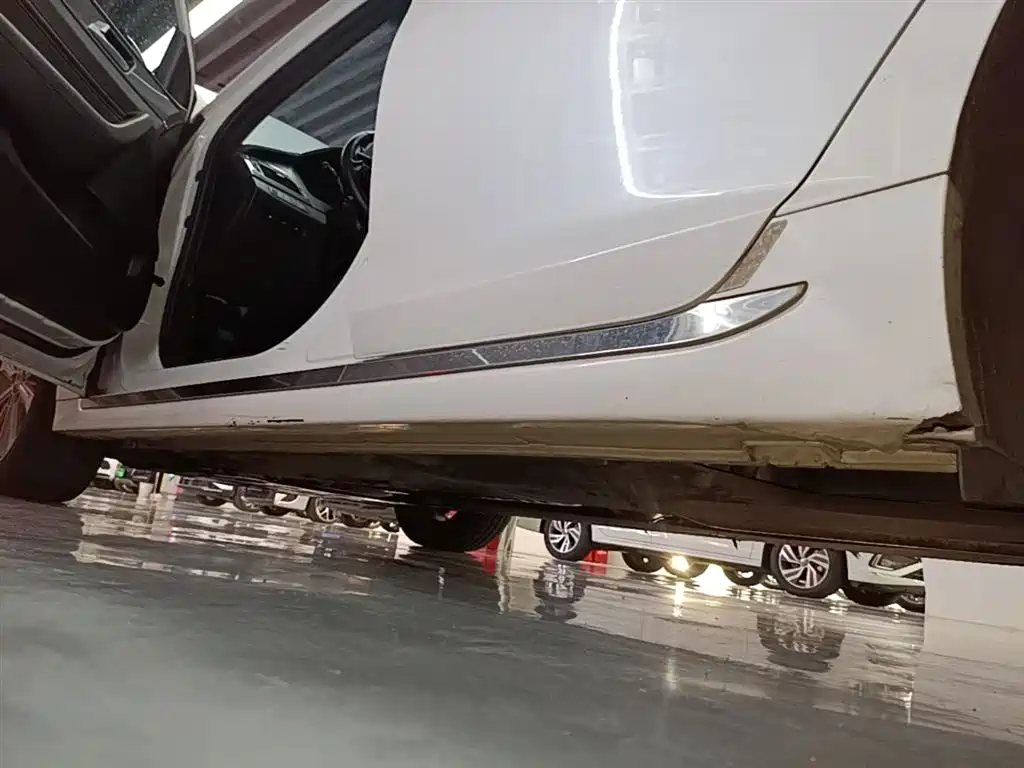 Hyundai Sonata 2015 1.6T GLS Smart фото 22