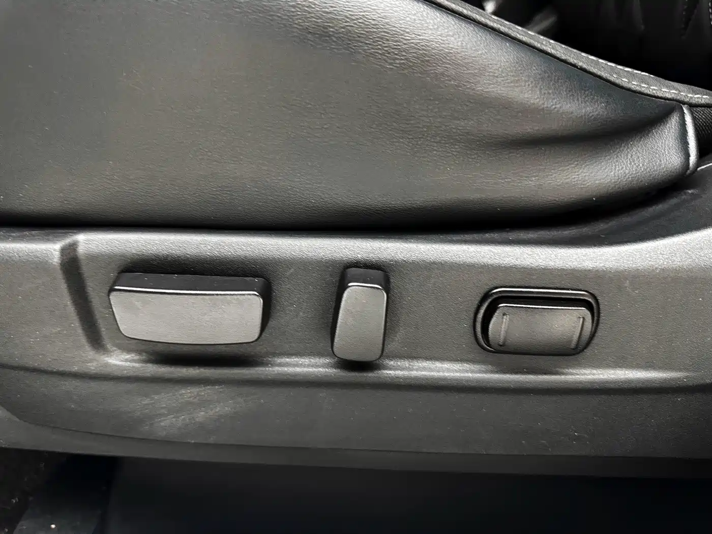 Mitsubishi Outlander 2023 2021 2.0L FWD Comfort Edition 5-seater
