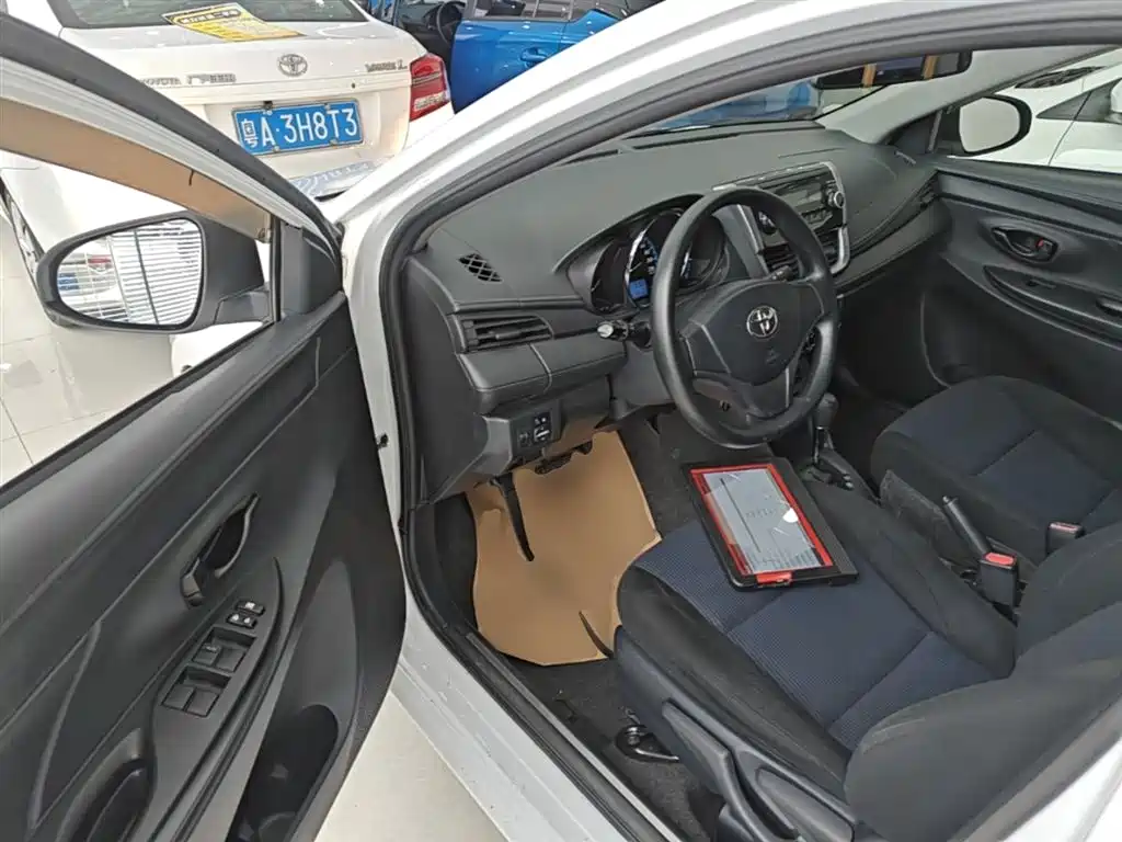 Toyota YARiS L Zhi Xuan 2016 Facelift 1.5E CVT Charming Edition фото 16