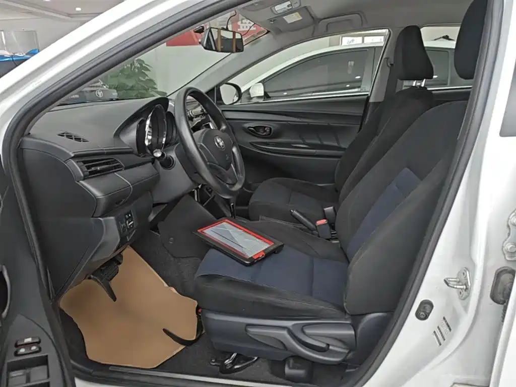 Toyota YARiS L Zhi Xuan 2016 Facelift 1.5E CVT Charming Edition фото 15
