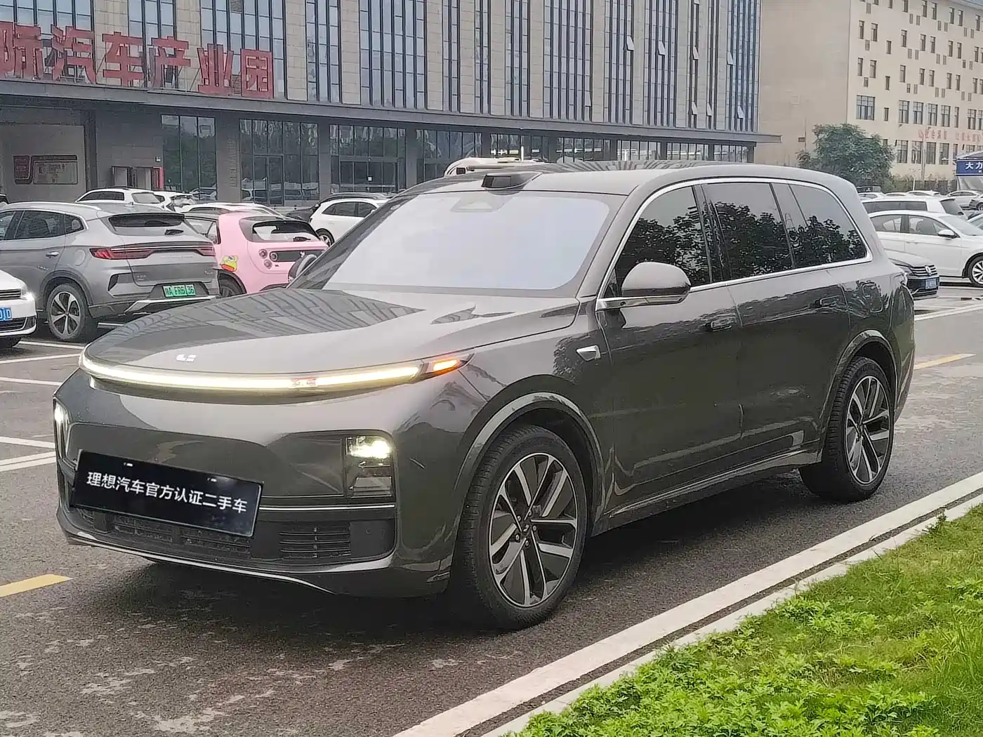 Li Auto Li Xiang L9 2023 Model Pro