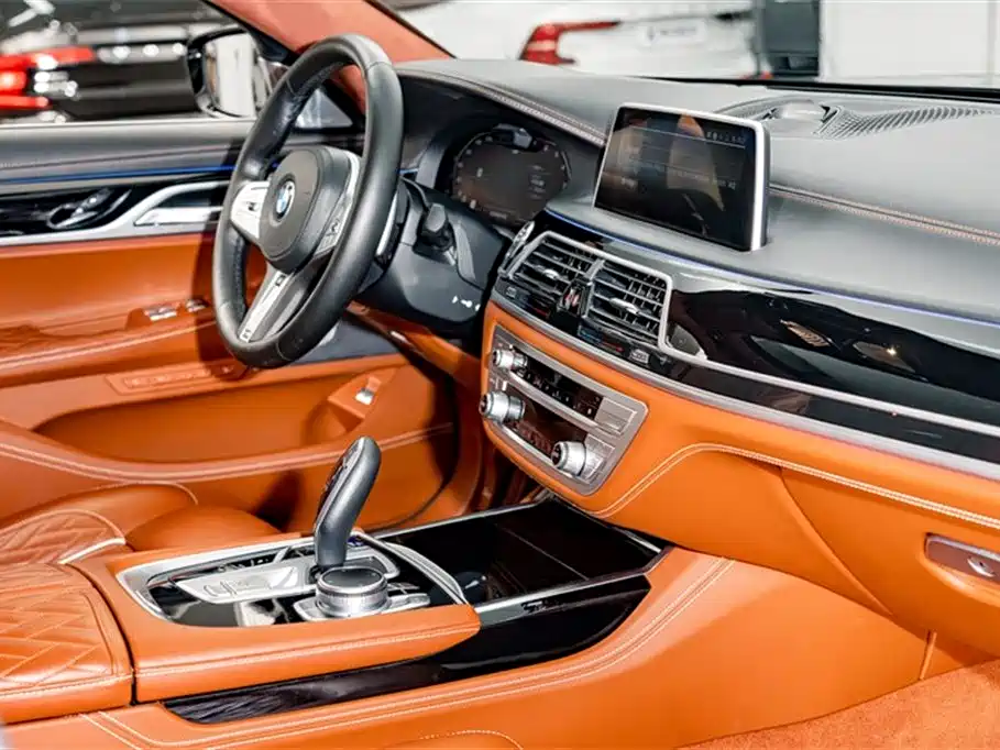 BMW 7 Series 2019 Facelift 750Li xDrive V8 M Sport Package фото 23