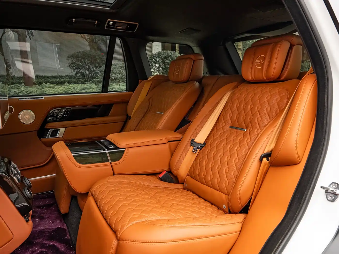 Land Rover Range Rover 2020 3.0 L6 Supreme Creation Extended Version фото 13