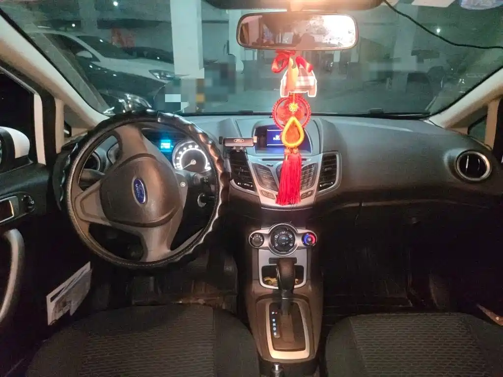 Ford Fiesta 2014 2013 Hatchback 1.5L Automatic Fashion