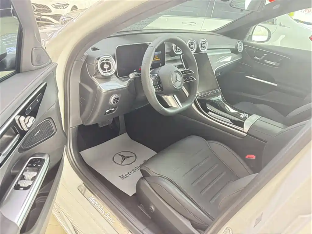 Mercedes-Benz C-Class 2022 Facelift C 260 L Sport фото 16