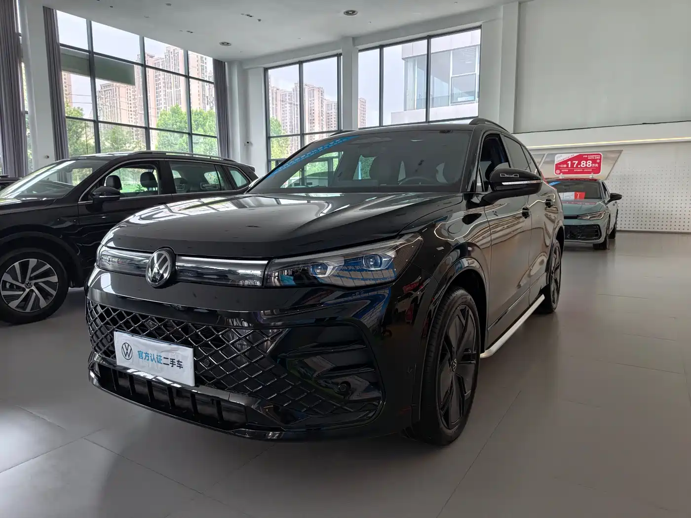 Volkswagen Tiguan L 2024 PRO 380TSI 4WD R-Line Premium Edition