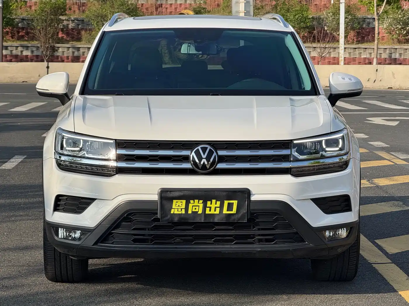 Volkswagen Tharu 2022 280TSI FWD Luxury Edition фото 2