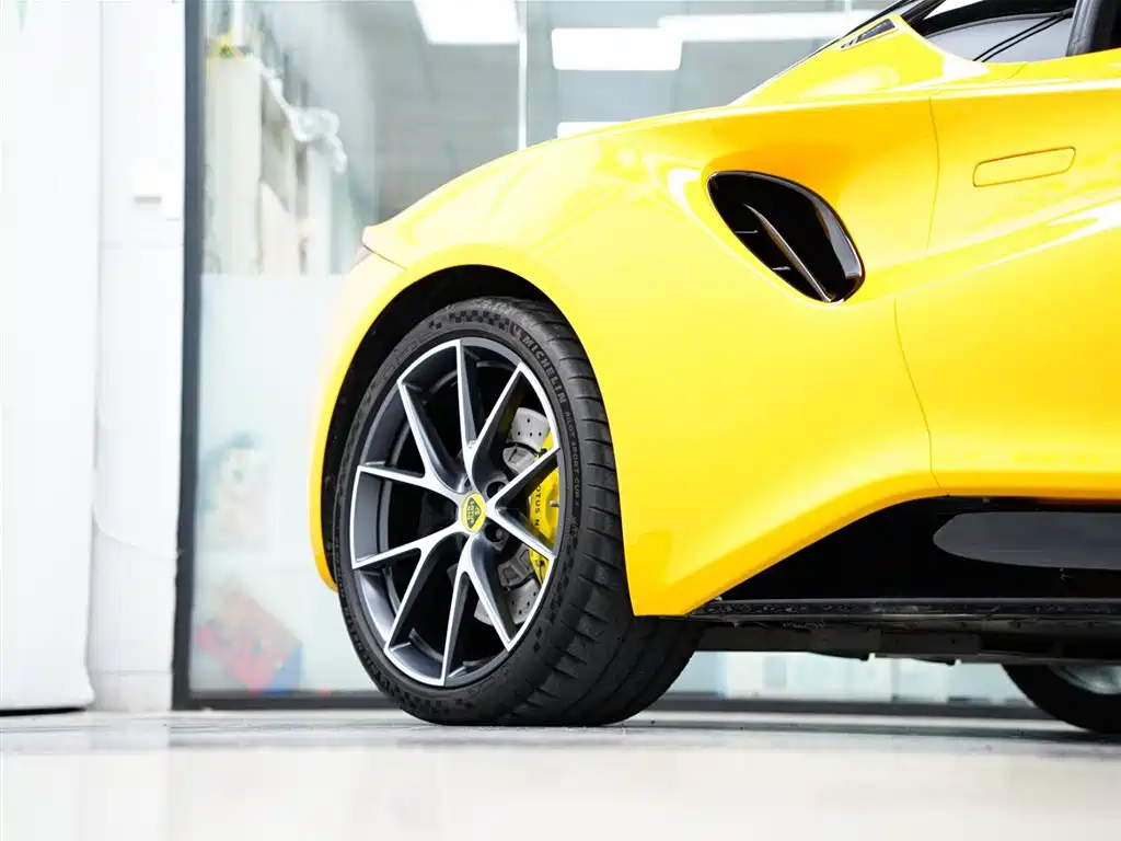 Lotus Cars EMIRA 2022 3.5T V6 Manual First Edition фото 48