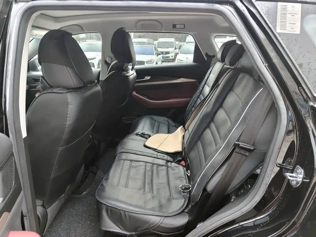 Jetour X70 2024 2023 1.5T DCT Surpass PRO 7-Seater