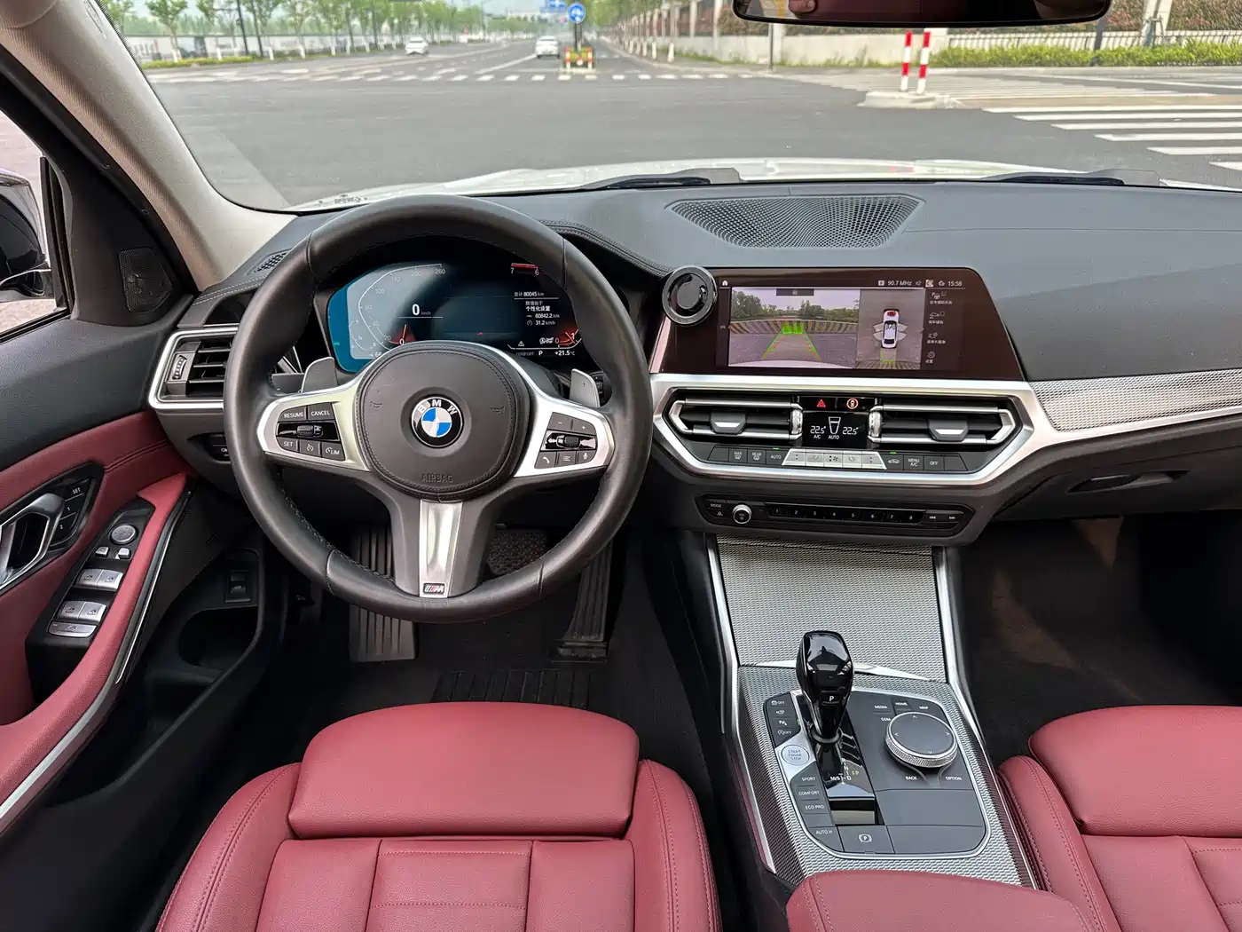 BMW 3 Series 2021 325i M Sport Night Edition фото 12
