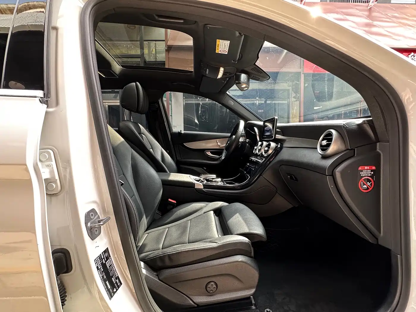 Mercedes-Benz GLC 2019 Model GLC 200 L 4MATIC фото 15