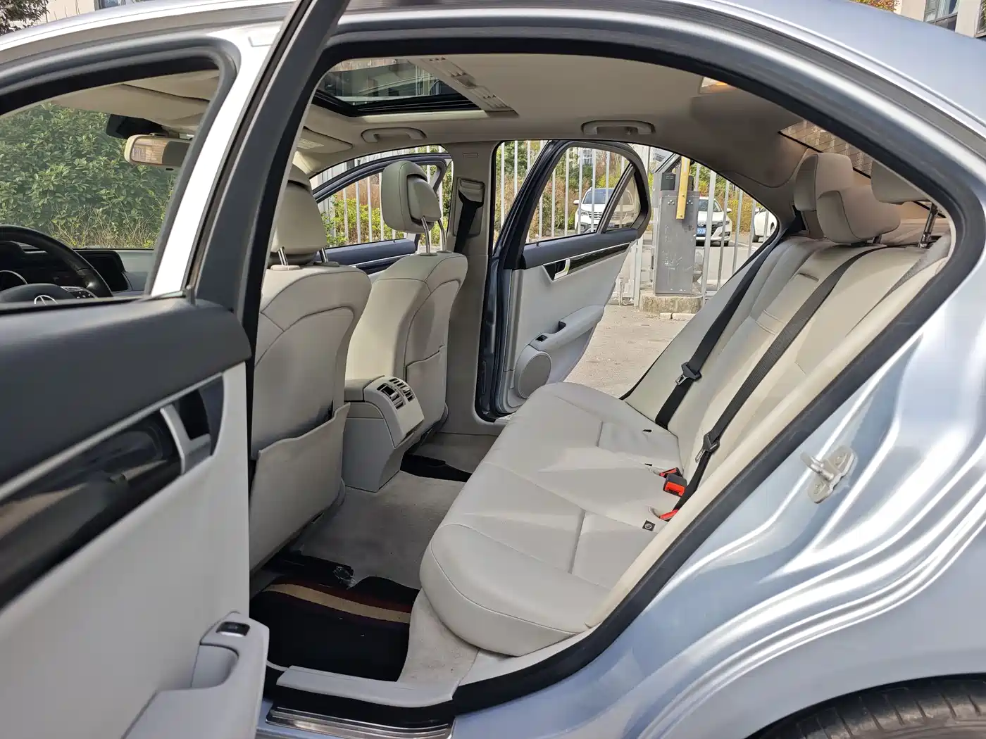 Mercedes-Benz C-Class 2013 C 180 Classic Grand Edition фото 13