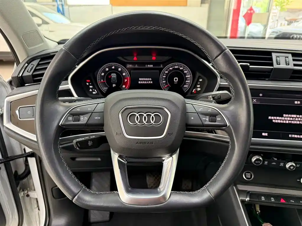 Audi Q3 2023 35 TFSI Fashion Dynamic (1.4T) фото 11