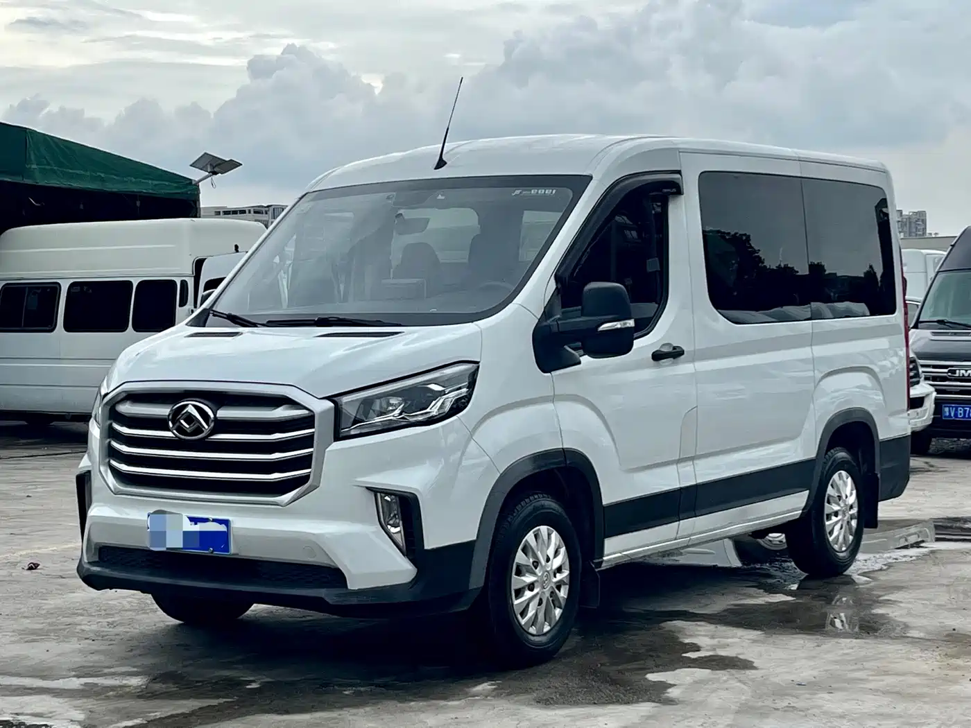 SAIC Maxus Xintu V90 2021 2020 2.0T Manual YunJie Edition FWD Single Rear Tire Short Wheelbase Medium Roof 6-seater