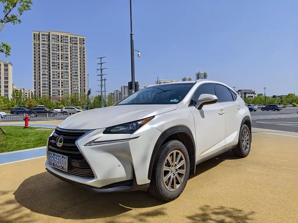 Lexus NX 2015 200 FWD Premium