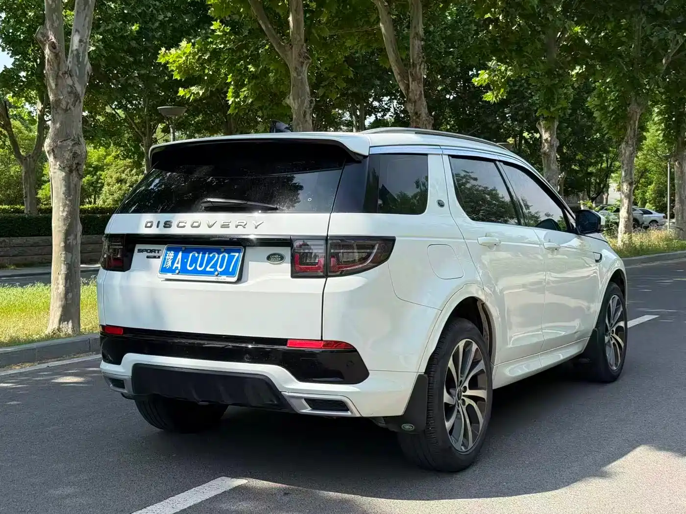 Land Rover Discovery Sport 2020 249PS R-Dynamic Performance фото 9