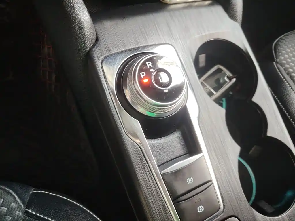 Фото 6 - Ford Focus