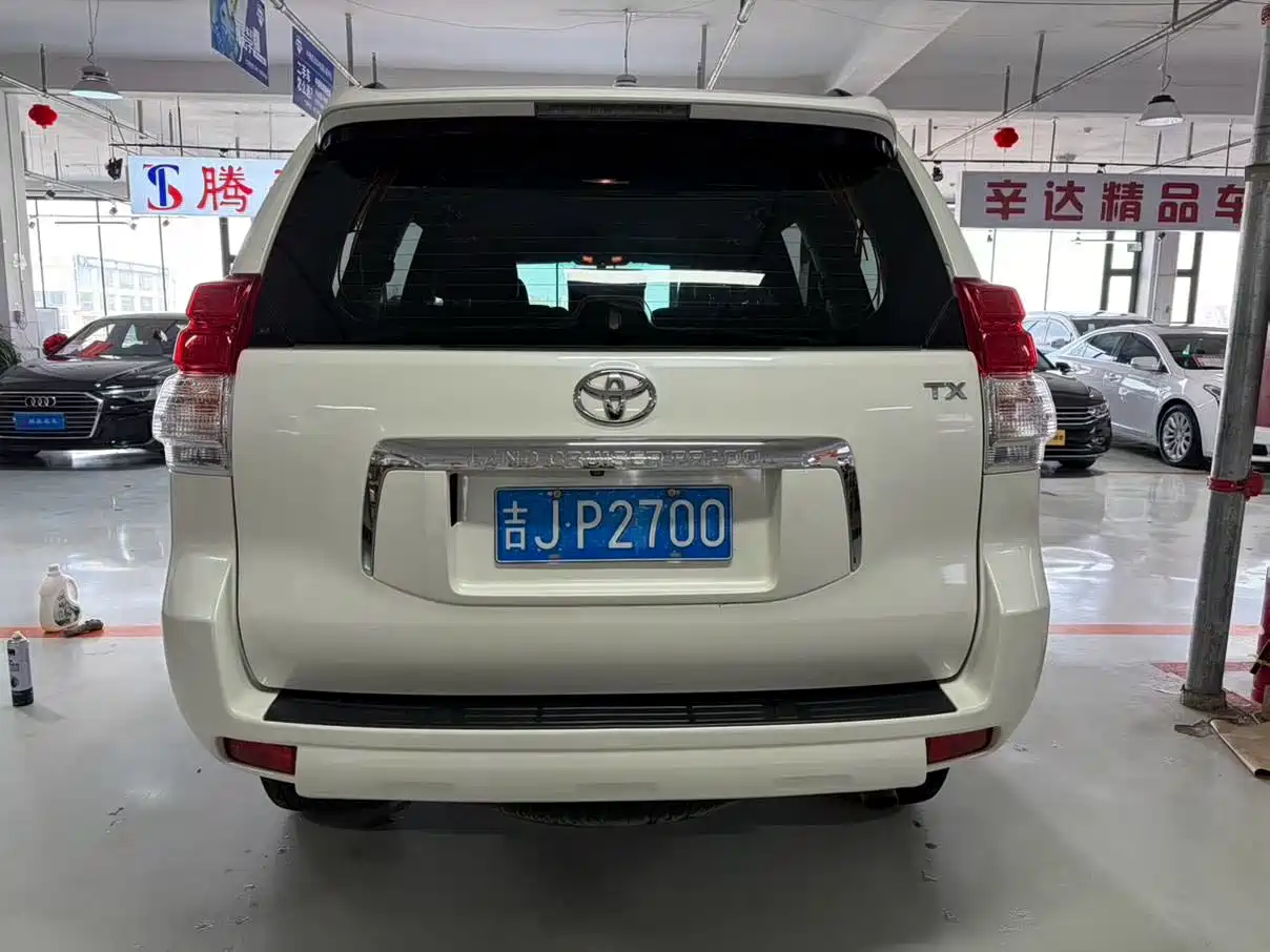 Toyota Prado (Import) 2010 2.7L Auto Luxury фото 5