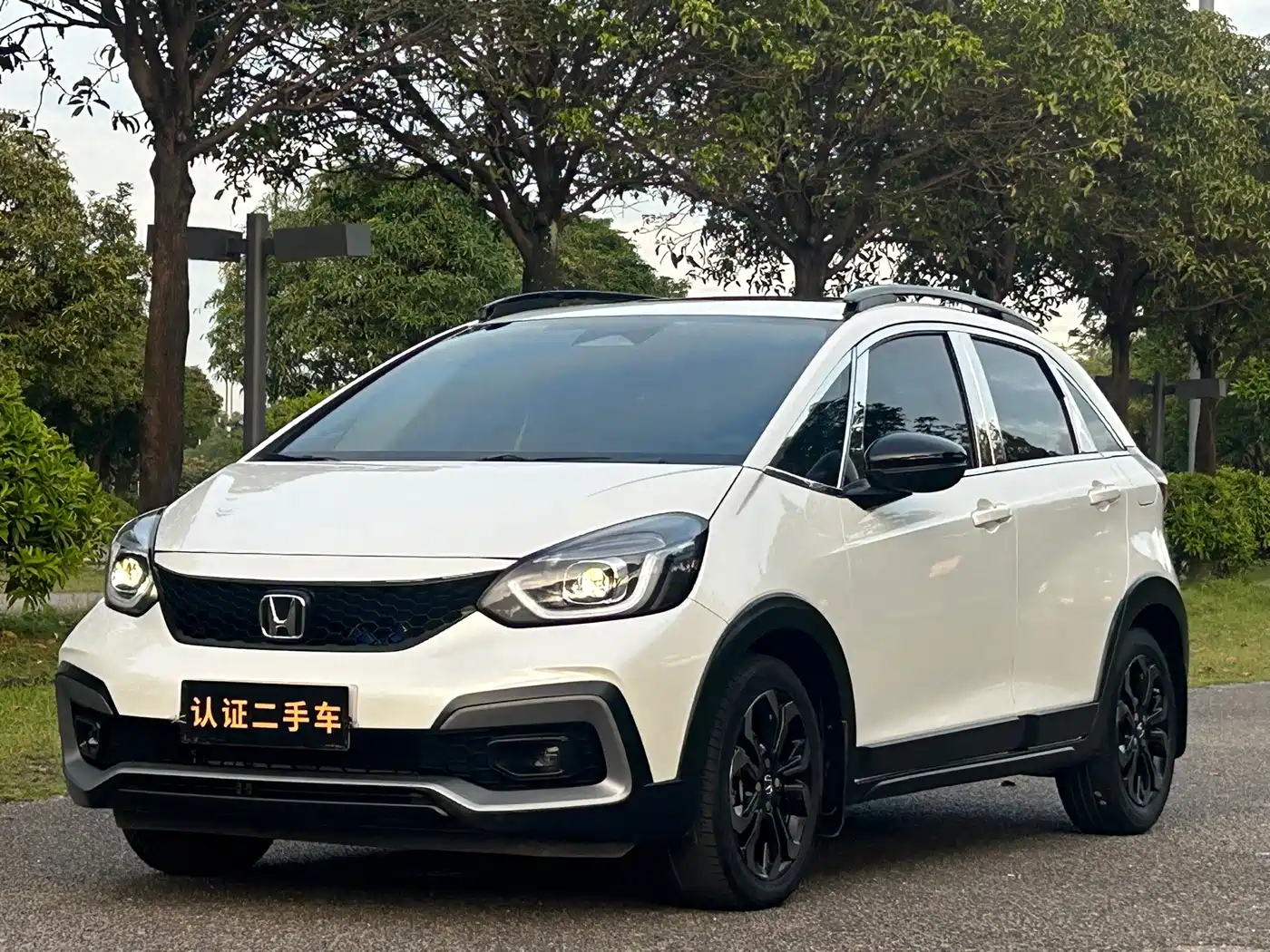 Honda LIFE 2023 1.5L CVT CRO-SS Smart Fun Edition