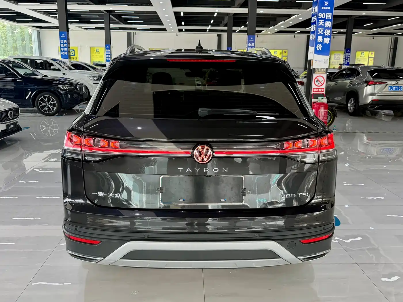 Volkswagen Tayron 2023 280TSI 2WD Luxury Plus Advanced Edition фото 11
