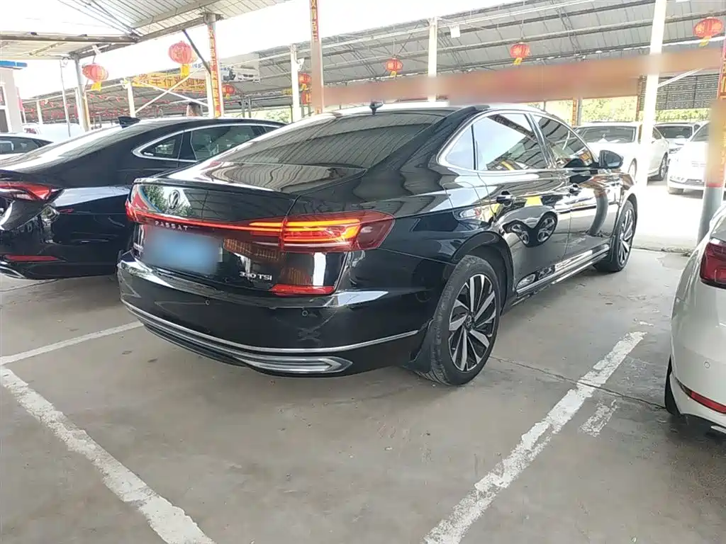 Volkswagen Passat 2023 Facelift 330TSI Elite Edition фото 26