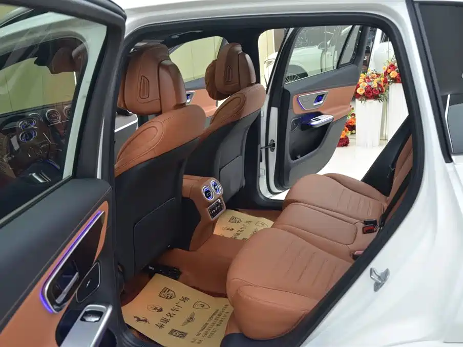 Mercedes-Benz GLC 2025 GLC 300 L 4MATIC Dynamic 5-seater фото 5