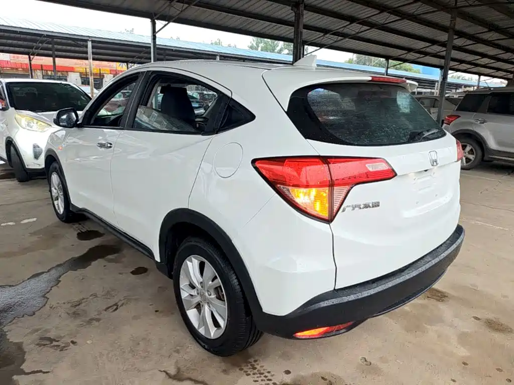 Фото 5 - Honda Vezel