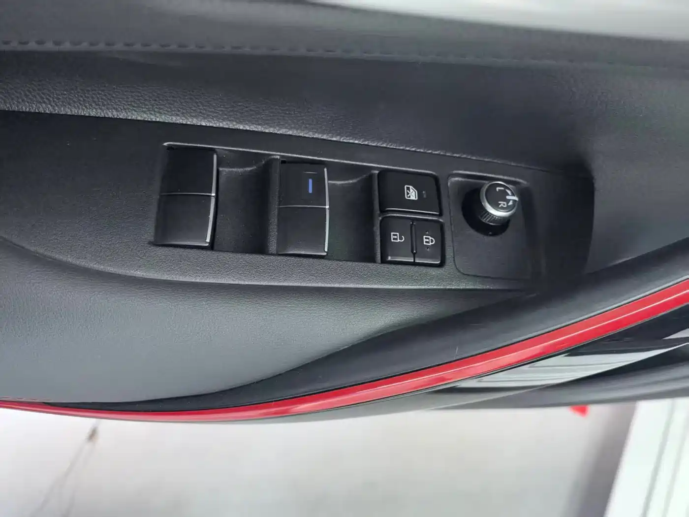 Toyota Levin 2023 185T CVT Sport фото 17
