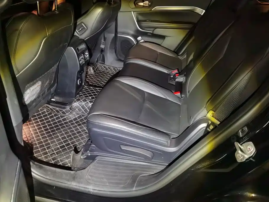 Jeep Commander 2019 2018 2.0T 4WD Ultimate Version China V