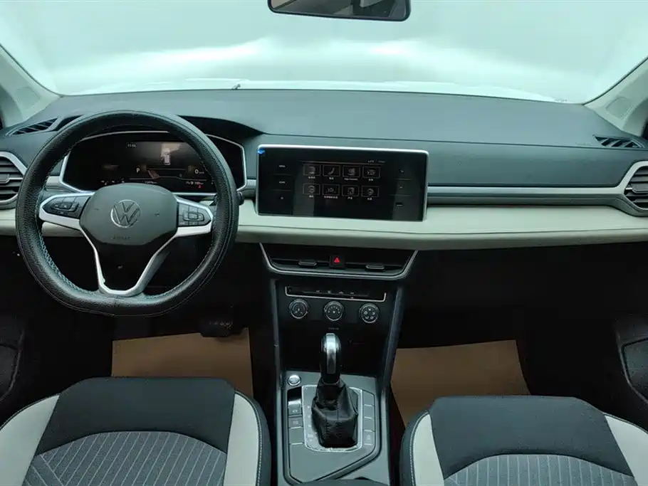 Volkswagen Tharu 2024 300TSI 2WD New Moon Edition фото 12