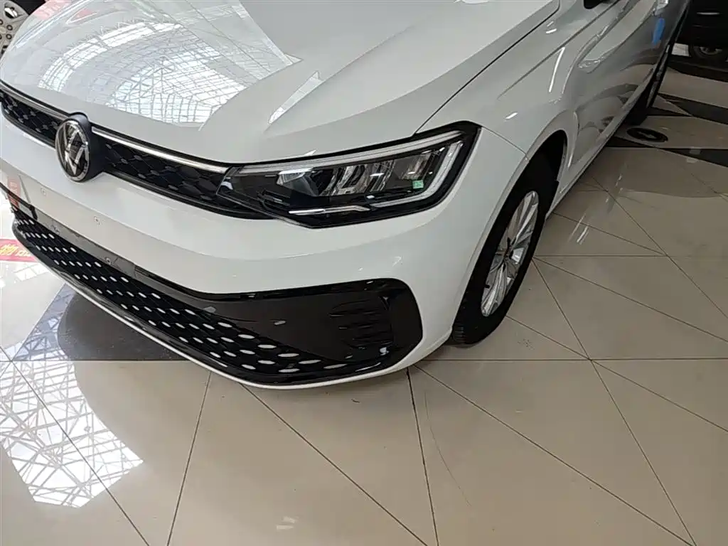 Volkswagen Lavida 2023 New Sharp 1.5L Auto Premium Edition фото 24