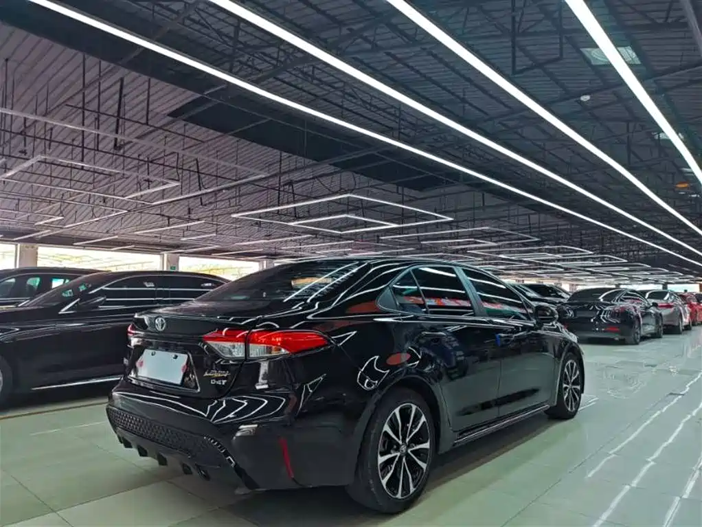 Toyota Levin 2021 185T CVT Sport Edition фото 7