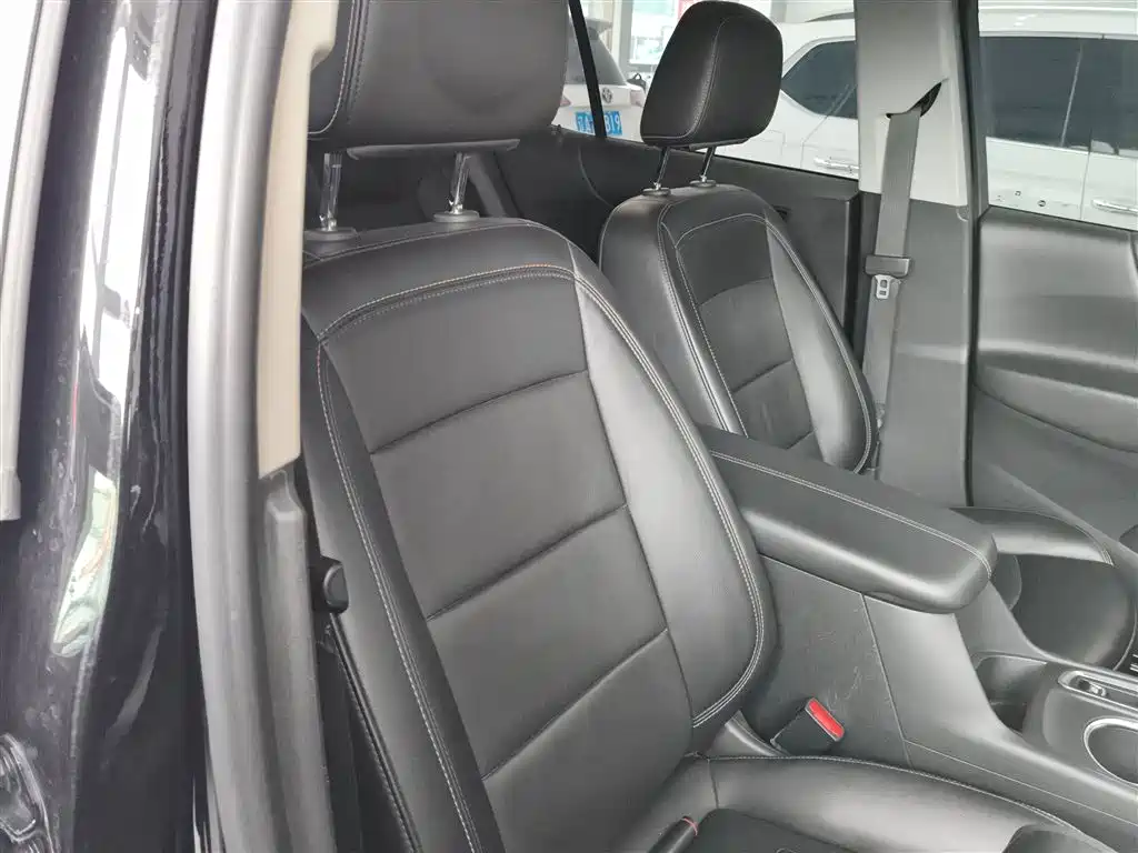 Chevrolet Equinox 2022 535T Galloping Edition фото 25