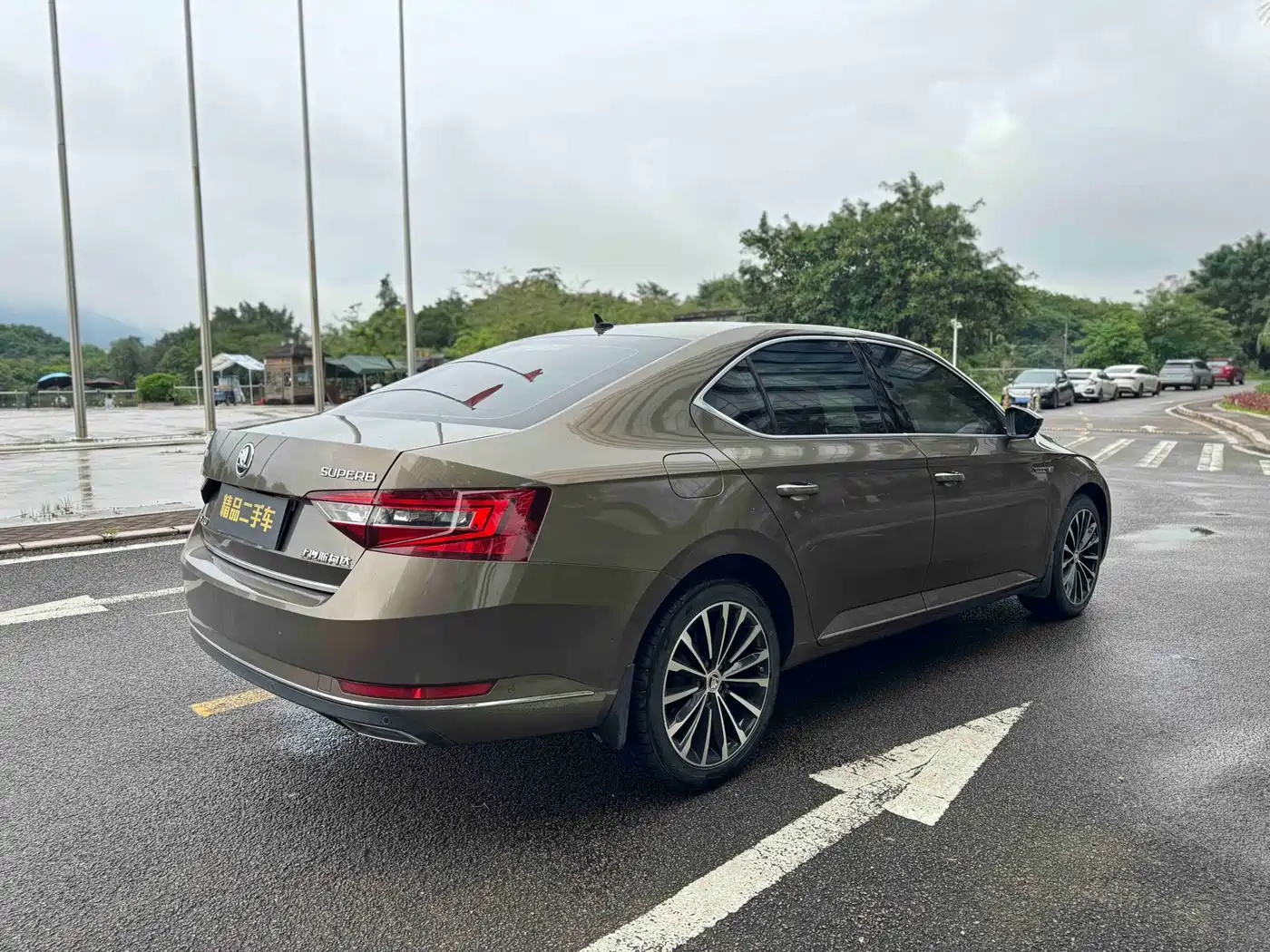 Škoda Superb 2018 TSI330 DSG Luxury Edition China V фото 16