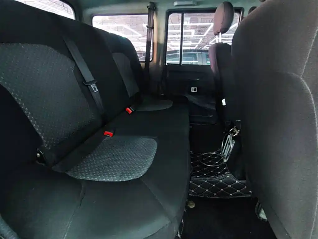 BAW (Beijing Automobile Works) 212 Classic 2019 Model 1.5T Square Door China V фото 6