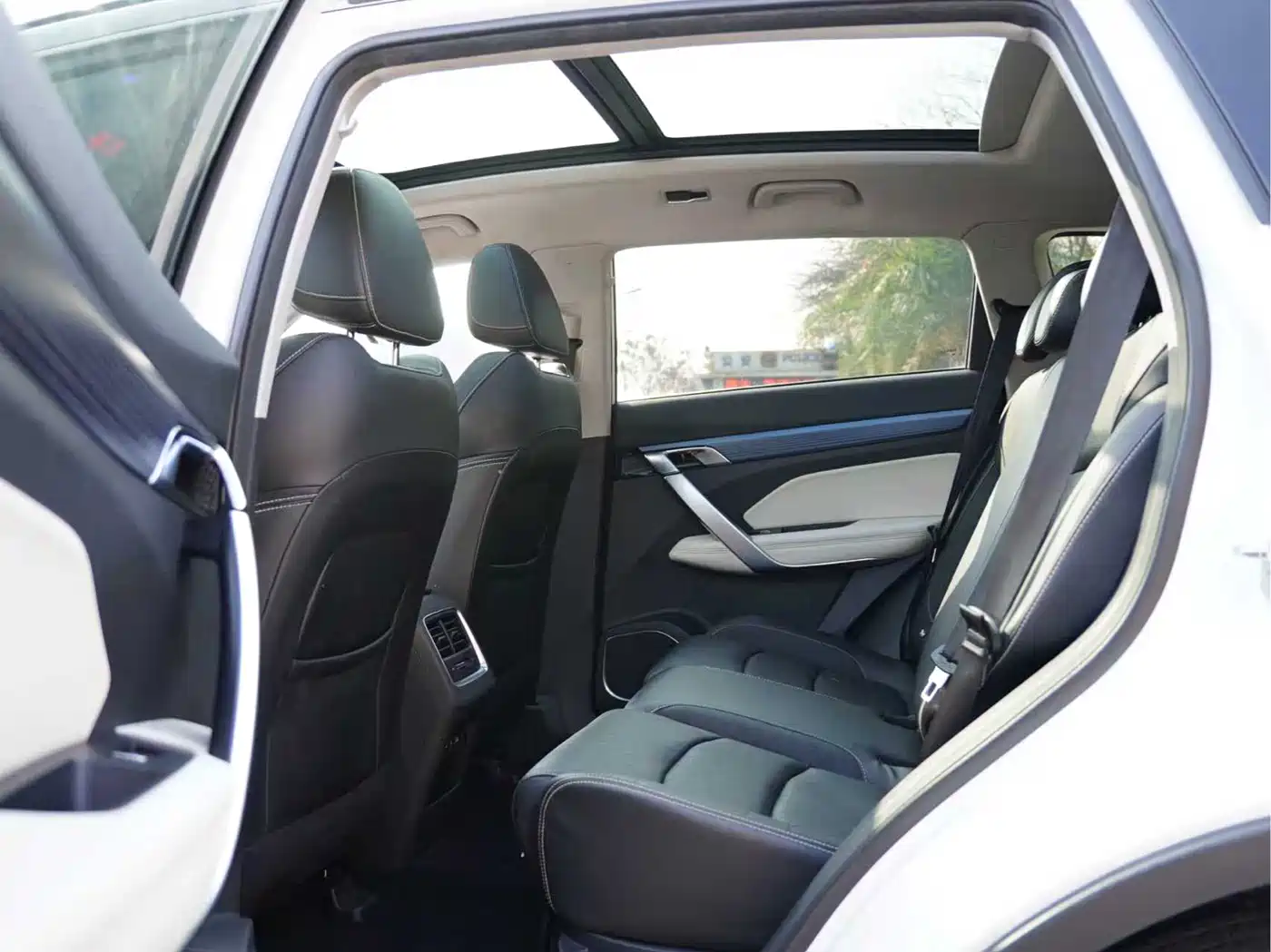 GEELY AUTOMOBILE BOYUE