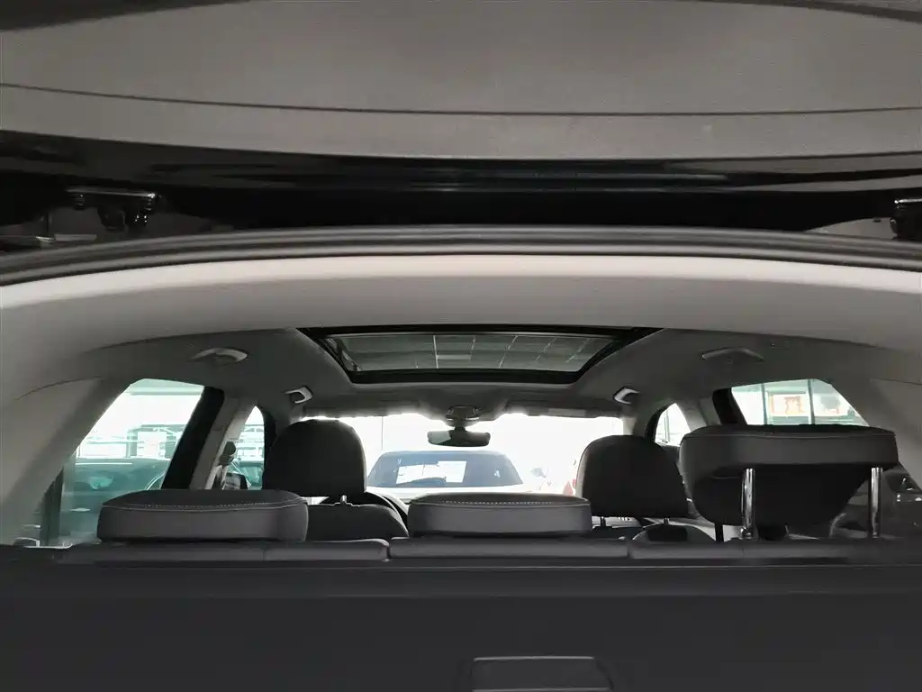 Audi Q5L 2022 40T Luxury Dynamic фото 18